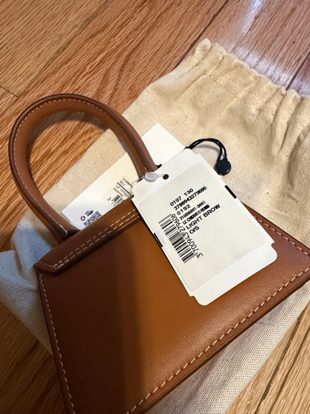 Jacquemus Tan Le Chiquito Mini Top-Handle Bag - Picture 3 of 3